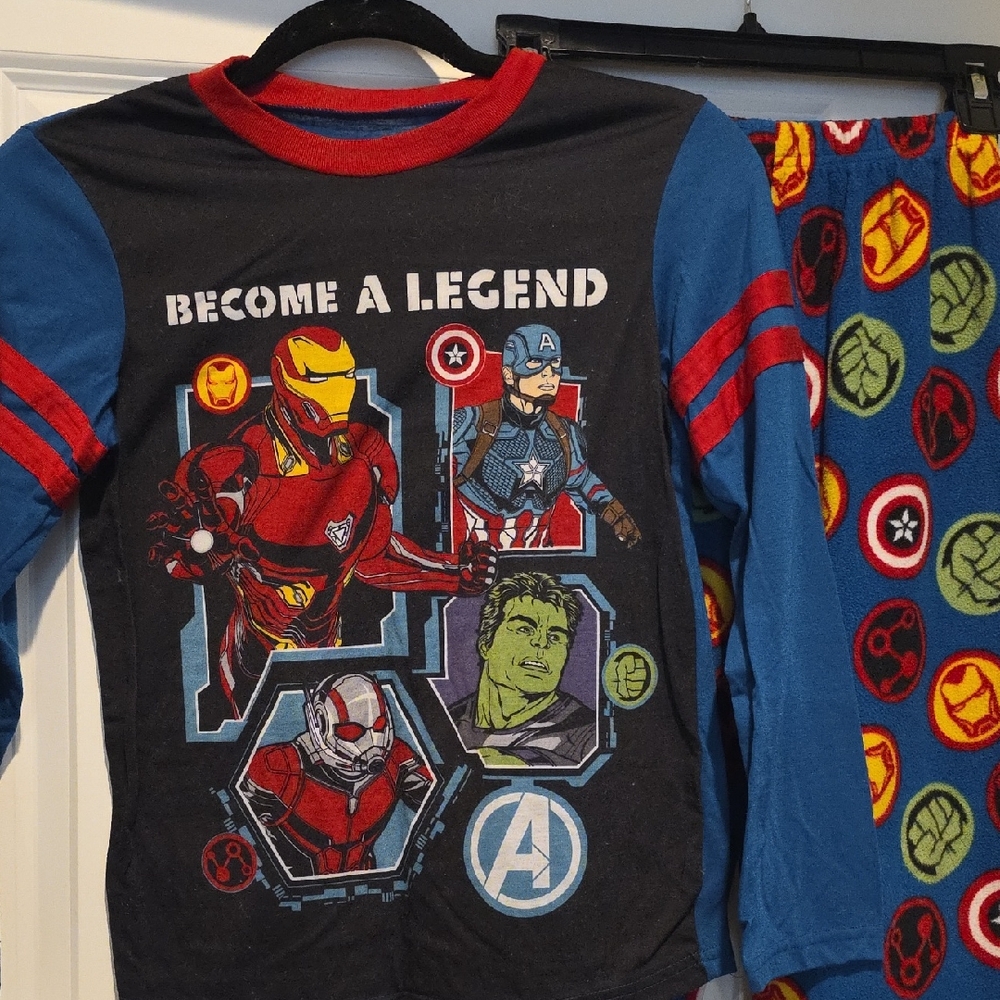 Marvel Superhero Pajama Set in Black, Blue, and Red